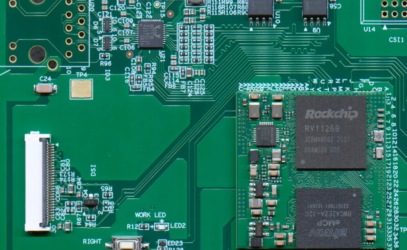 Processor module and connector area on a green circuit board